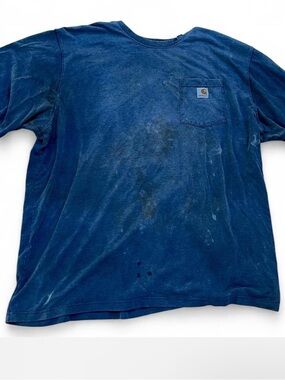 Vintage Carhartt
XXL Pocket Tee Faded Navy Distressed Thrashed